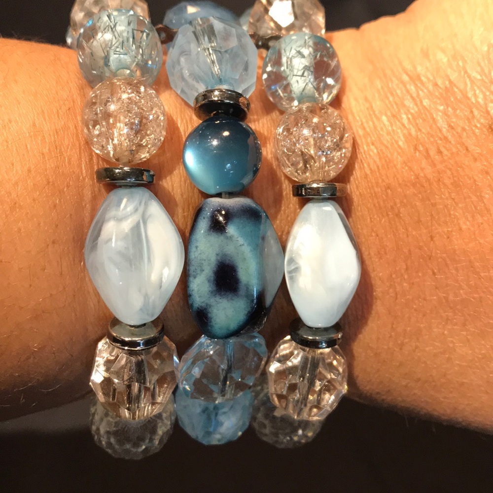 Custom beaded bracelet - Picture 2 of 3